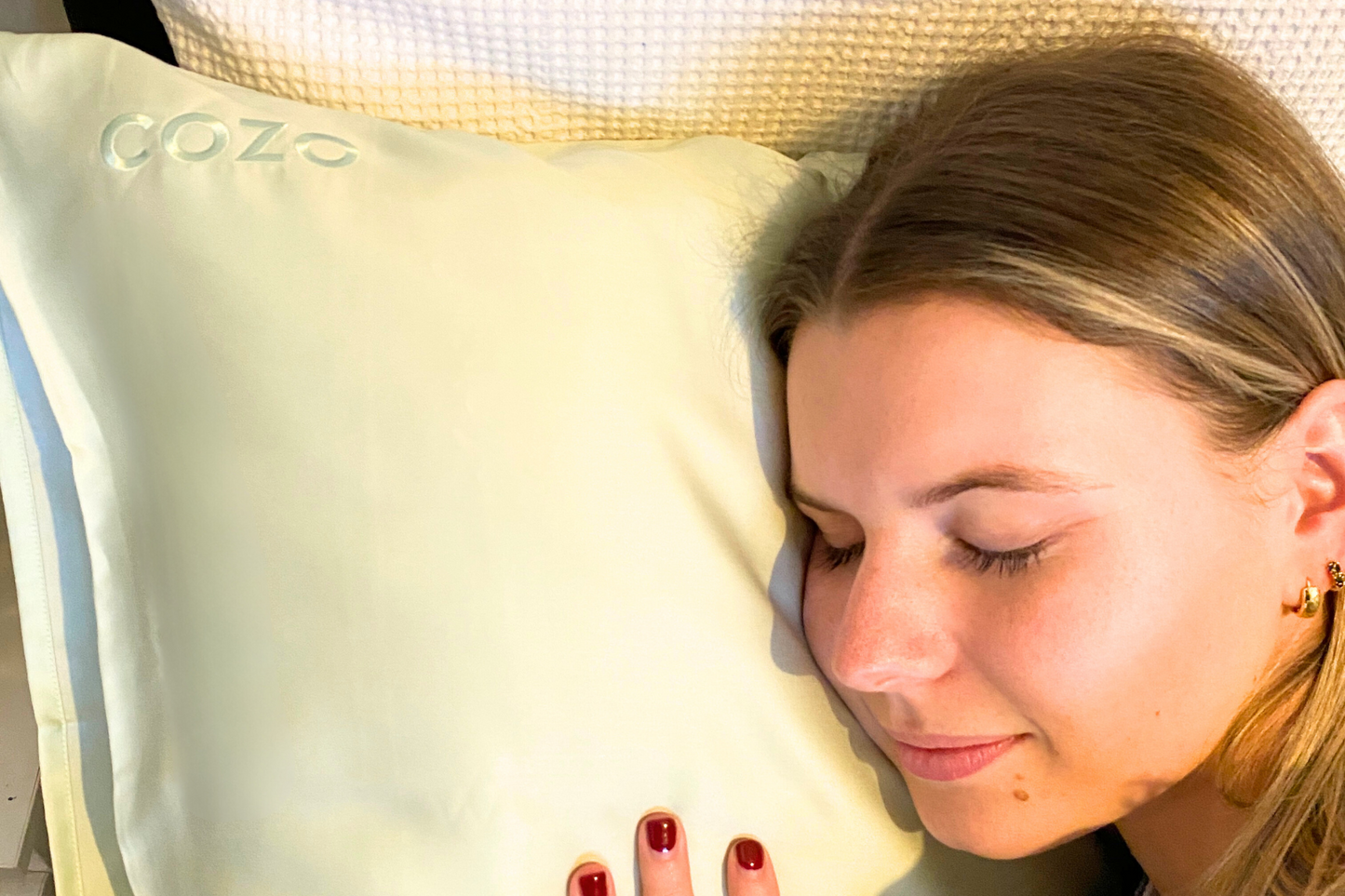 COZO Eucalyptus Silk Pillowcase